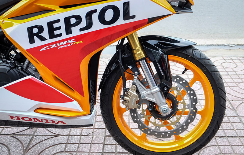 Honda CBR250RR Repsol đầu tiên cập bến Việt Nam